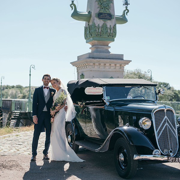 Vintage-wedding-car
